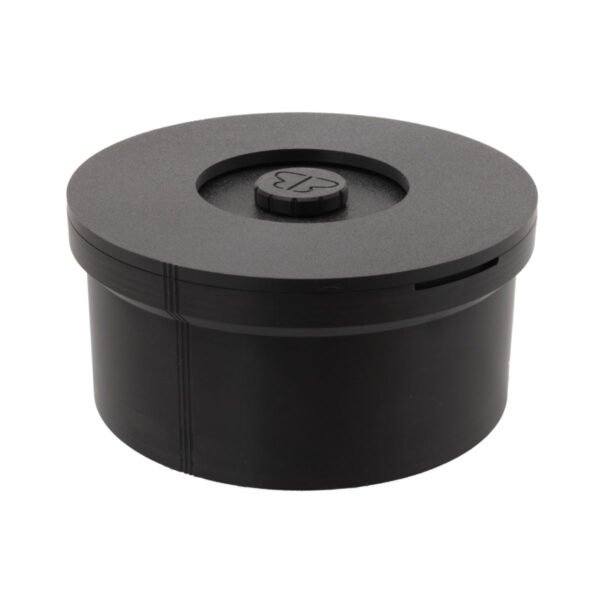 Film developing tank for regular 8 or standard 8 film reels.